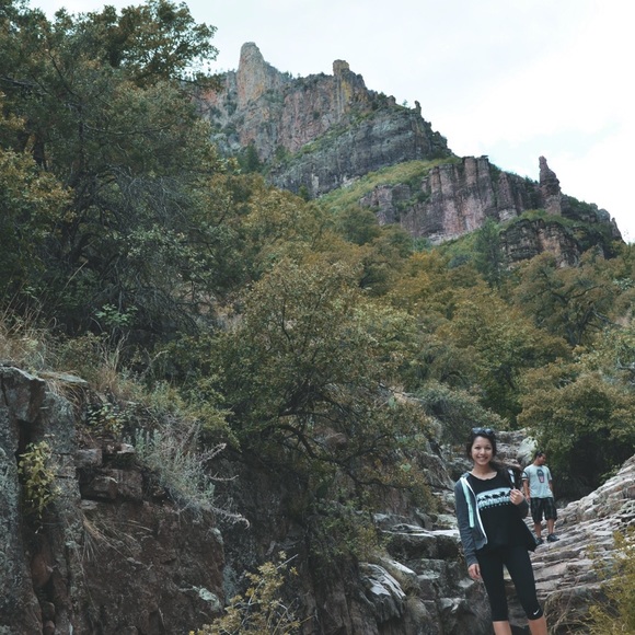 MEET ME π¦ - Picture 5 of 5